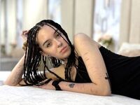 naughty camgirl masturbating with dildo SerenaWeiss