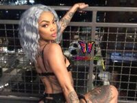 hot striptease webcam SimoneeMunyun