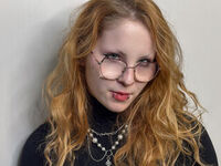 hot naked cam girl SofiaDyson