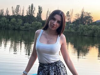 naked webcamgirl photo SunniPeavler