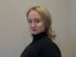 adult web cam chat room SuzannKernes