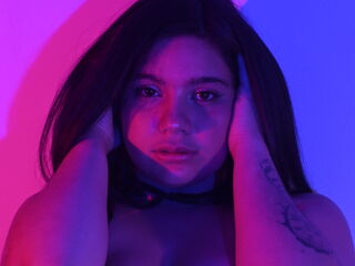 hot cam girl masturbating with vibrator TifanyStark