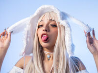 naughty cam girl masturbating with dildo ValeryNyan