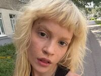 sex web cam chat WilliaMarquart