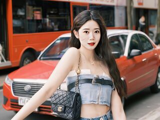 naked webcamgirl YiyiChen